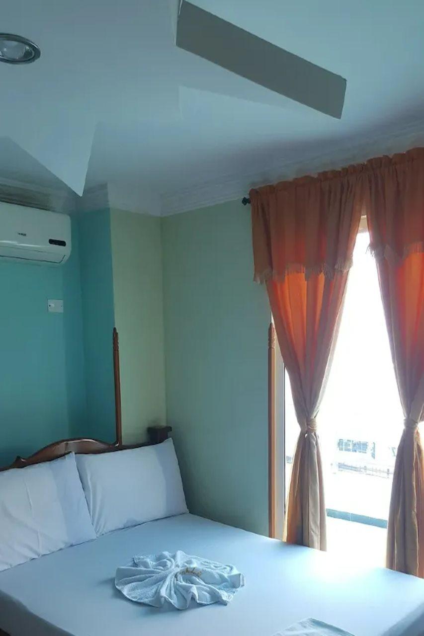 Hotel Bucarica Plaza Μπουκαραμάνγκα Εξωτερικό φωτογραφία