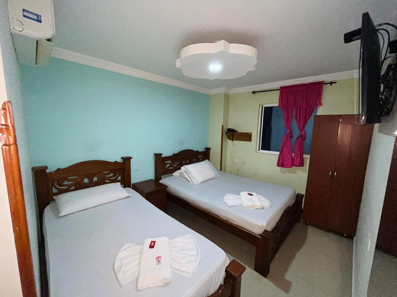 Hotel Bucarica Plaza Μπουκαραμάνγκα Εξωτερικό φωτογραφία
