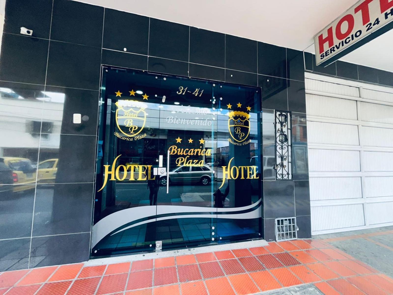 Hotel Bucarica Plaza Μπουκαραμάνγκα Εξωτερικό φωτογραφία