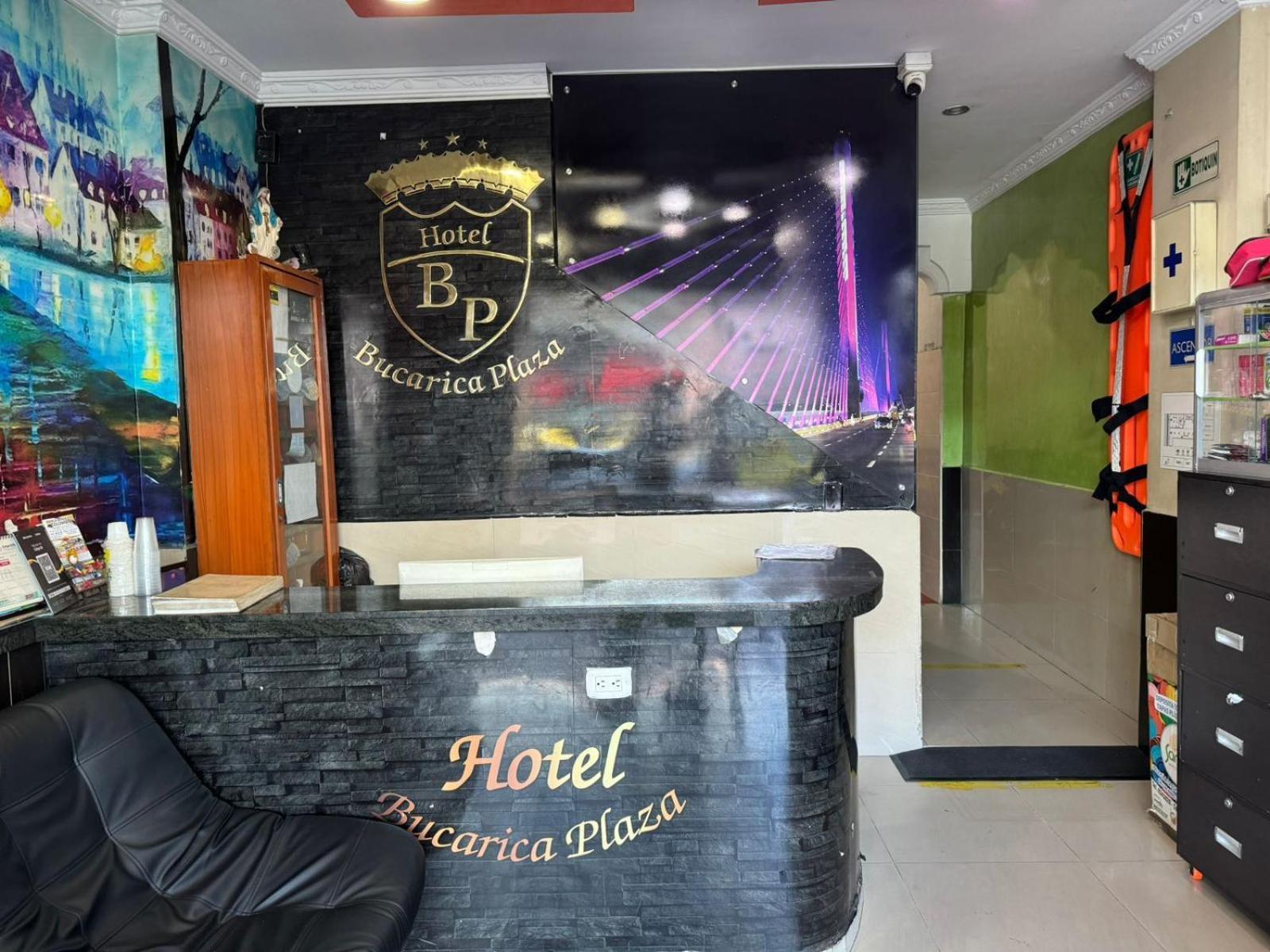 Hotel Bucarica Plaza Μπουκαραμάνγκα Εξωτερικό φωτογραφία