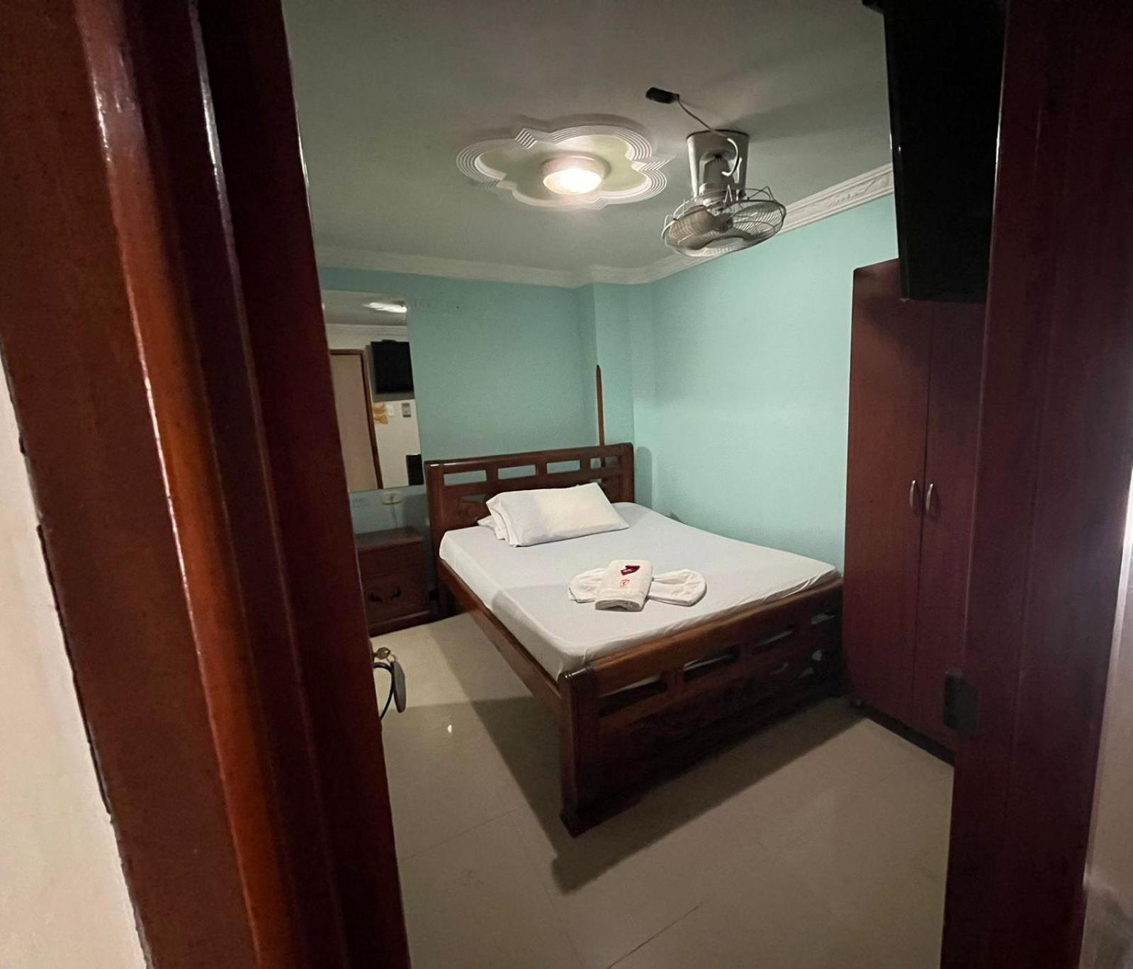 Hotel Bucarica Plaza Μπουκαραμάνγκα Εξωτερικό φωτογραφία
