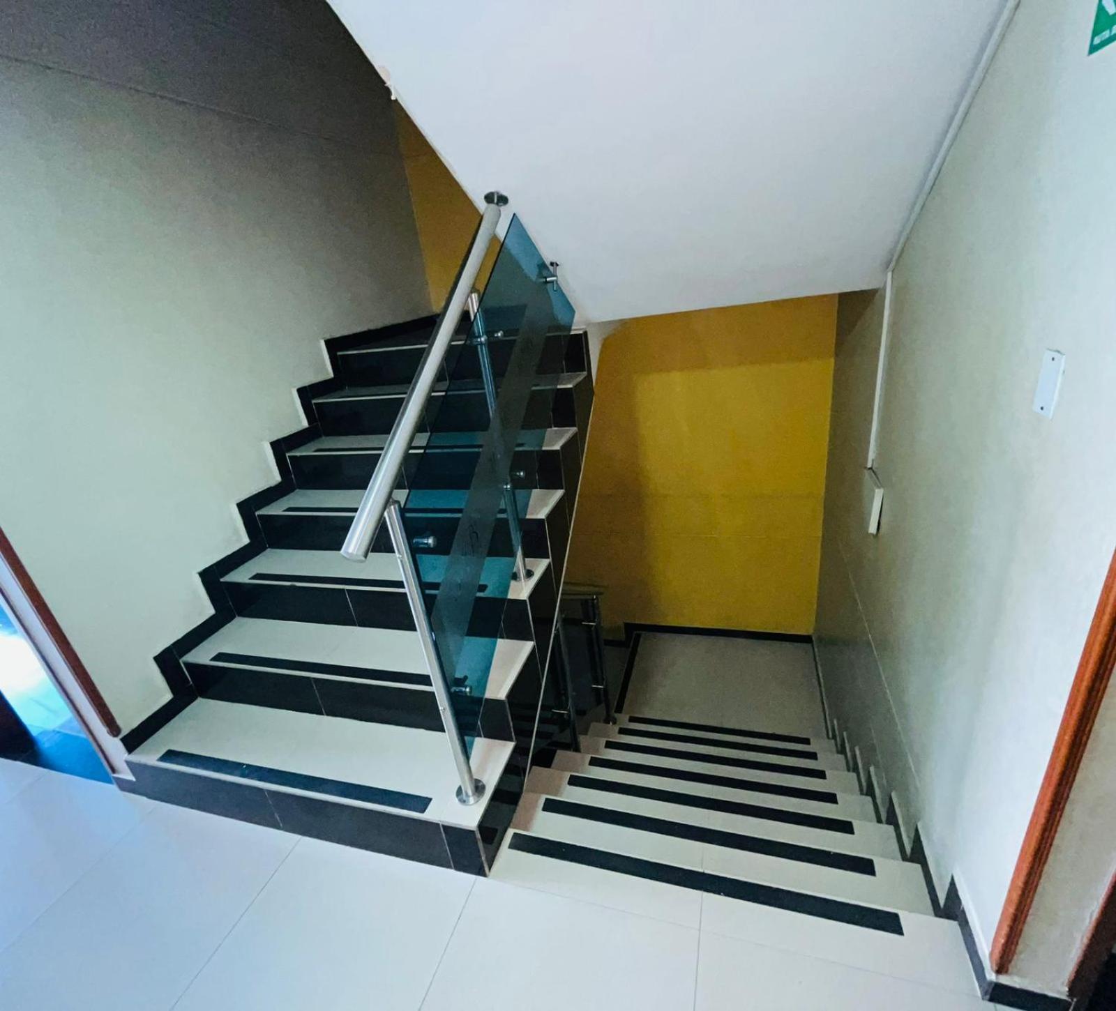 Hotel Bucarica Plaza Μπουκαραμάνγκα Εξωτερικό φωτογραφία
